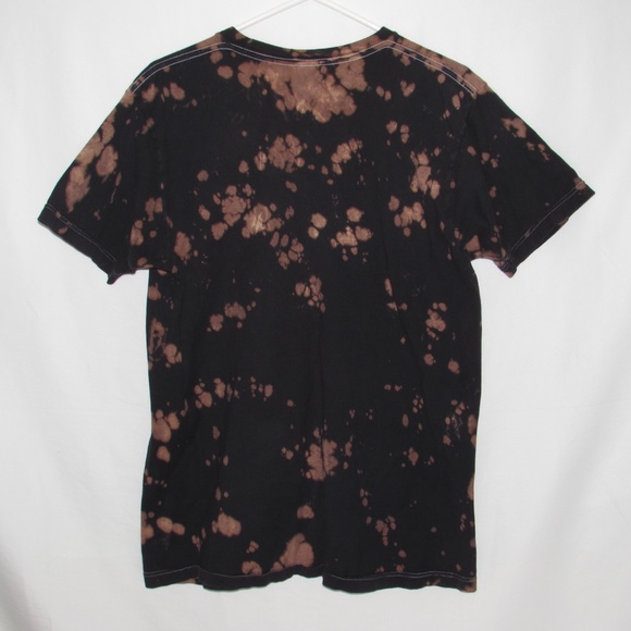 Gloomy Grizzly Bear Graphic Shirt Anime Acid Wash - Picture 2 of 4